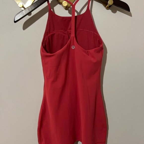 Lululemon Y Flow Tank - Picture 2 of 2